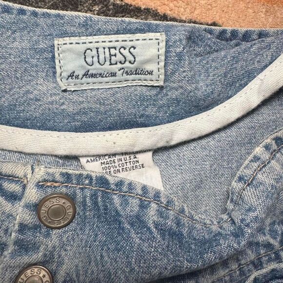 Vintage Guess Women's Blue Made in USA Jean Shorts Size 31 - Picture 4 of 5